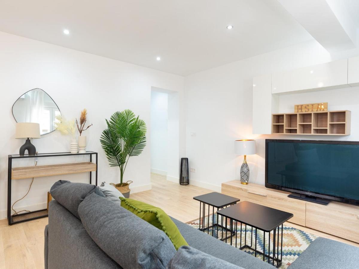 Gorgeous Renovated Apartment 2Br Ac Malaga Exterior photo